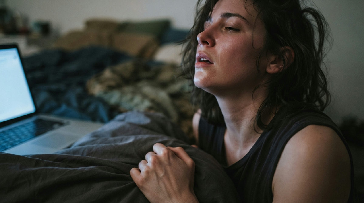 Mastering the Edge: Anonymously Online for Epic Orgasm Control